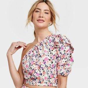 🌸ASYMMETRICAL FLORAL CROP TOP